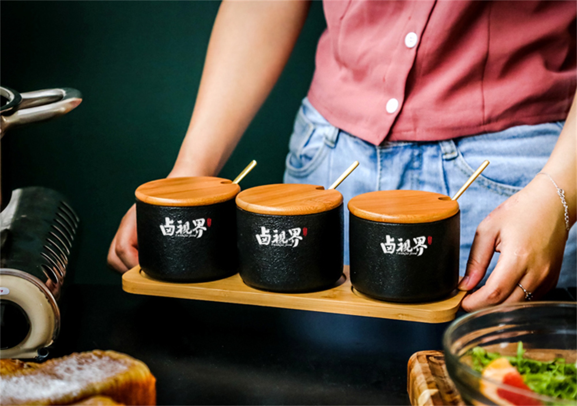 特色餐飲品牌設(shè)計，連鎖店餐飲品牌VI設(shè)計，餐飲公司品牌logo設(shè)計